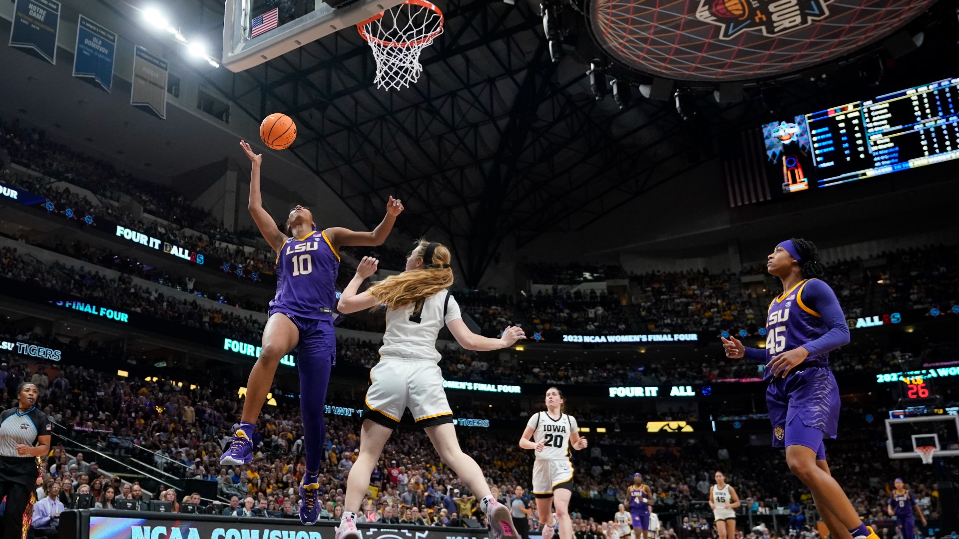 Women's March Madness: Iowa vs. LSU final score, highlights | weareiowa.com