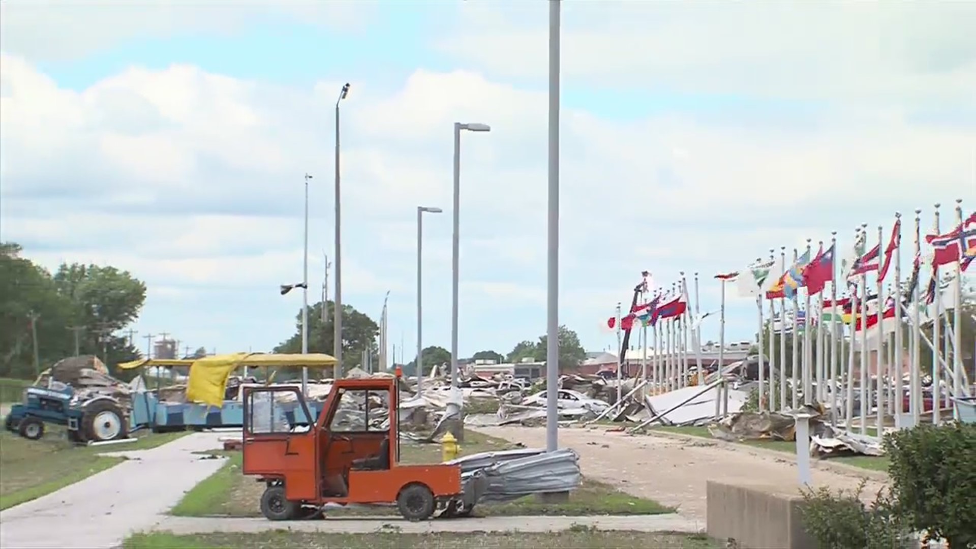 Tornado rips through Vermeer Manufacturing in Pella