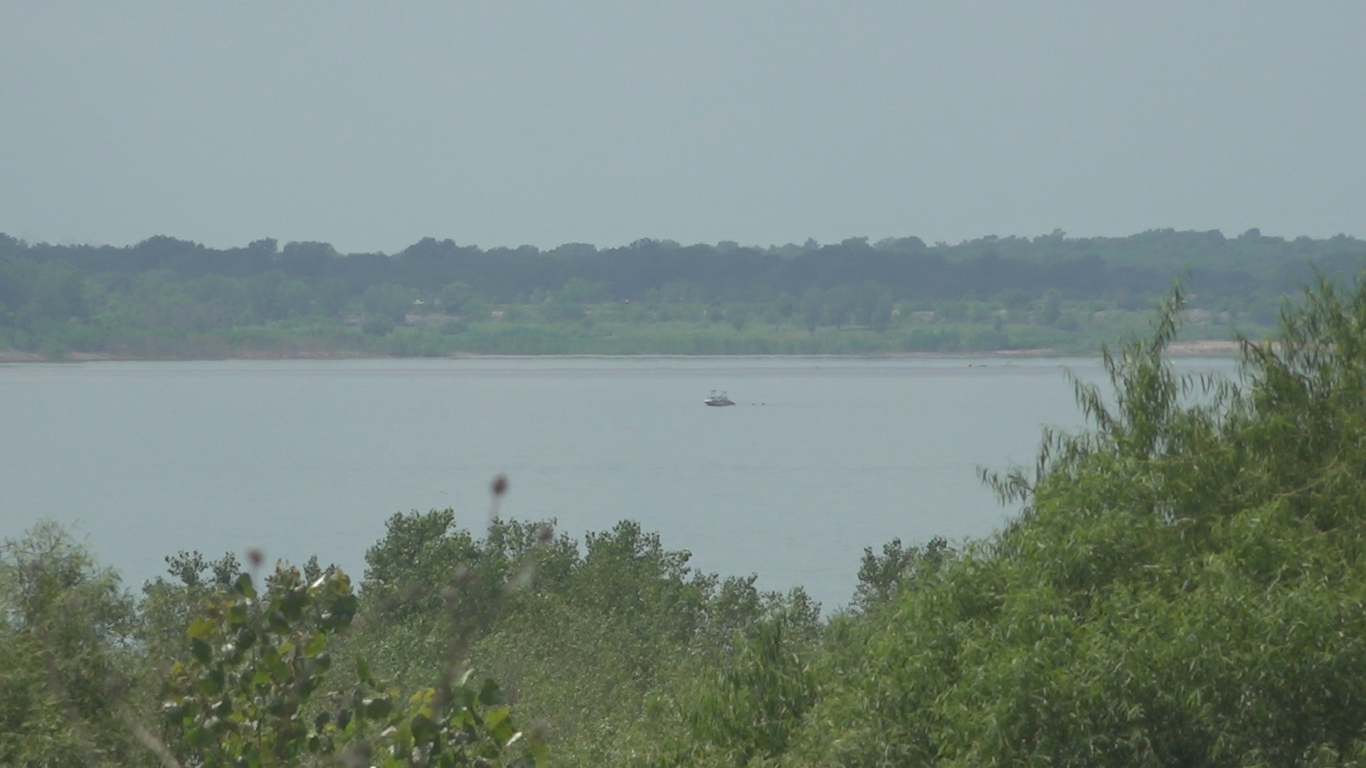 Closures at Cherry Glen Lower Boat Ramp and Oak Grove Beach will remain in effect until water levels recede.
