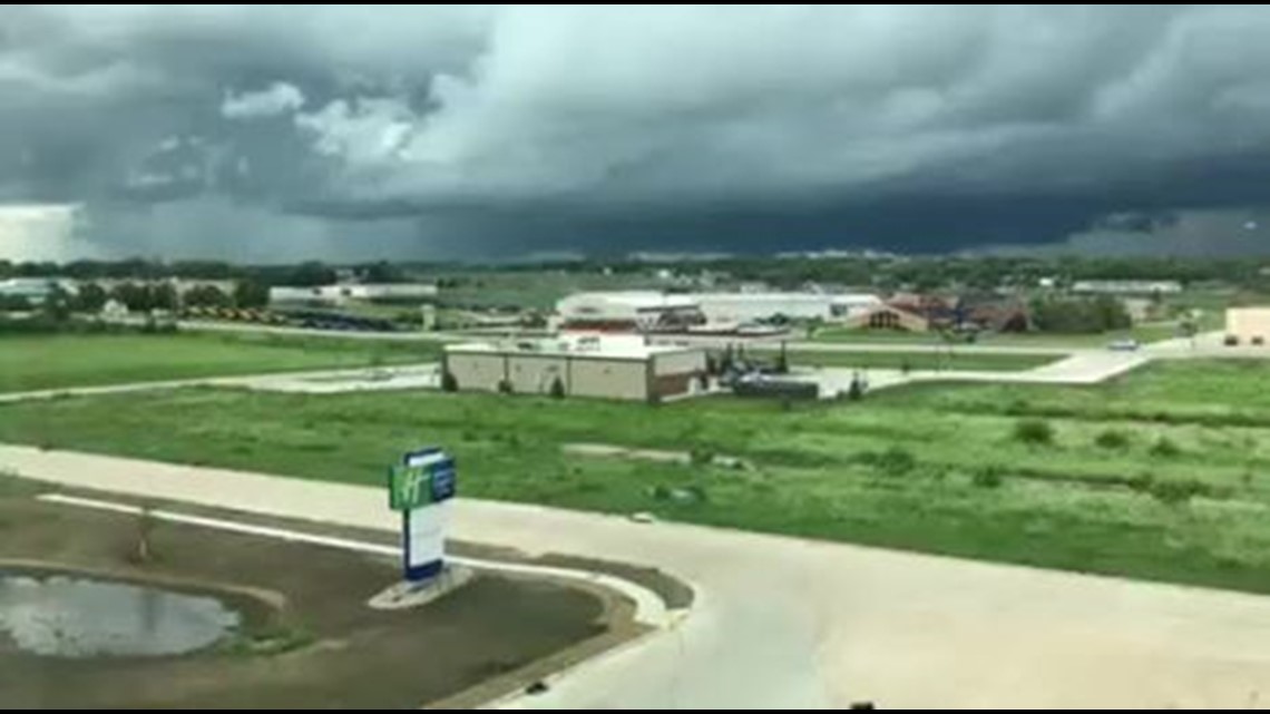 Marshalltown city hall, police department wiped out by tornado ...