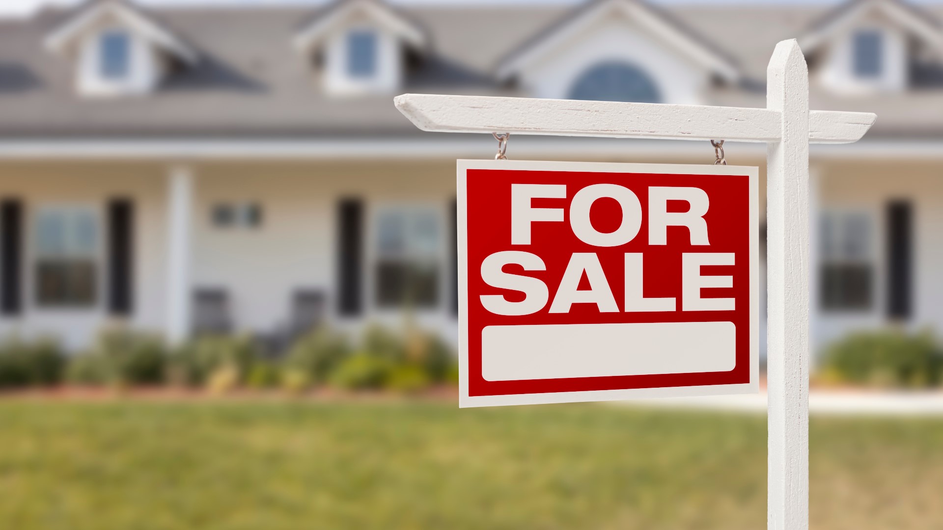 You do not need to have sold a home using an Anywhere, RE/MAX or Keller Williams agent to file a claim, according to the settlement website.