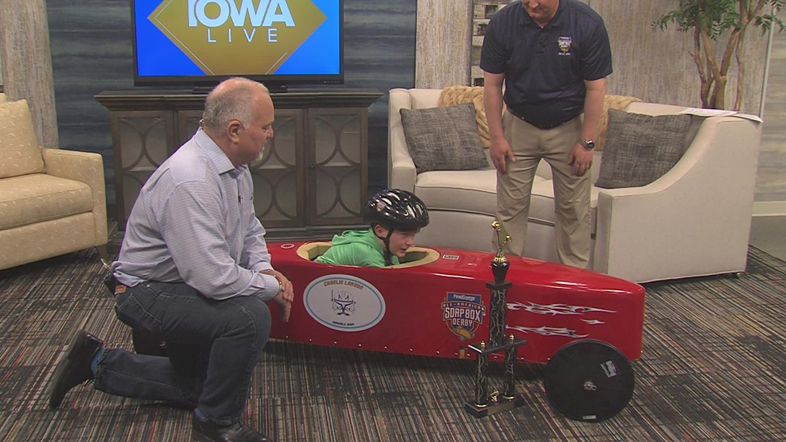 2021 Greater Des Moines Soapbox Derby Local Champion and Car in studio! - Vimarsana News