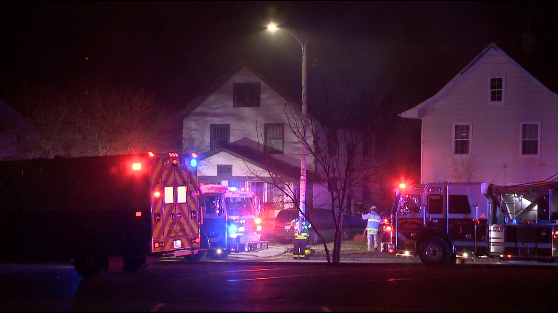 The fire happened near 17th Street and Forest Avenue just after 10 p.m. on Tuesday.