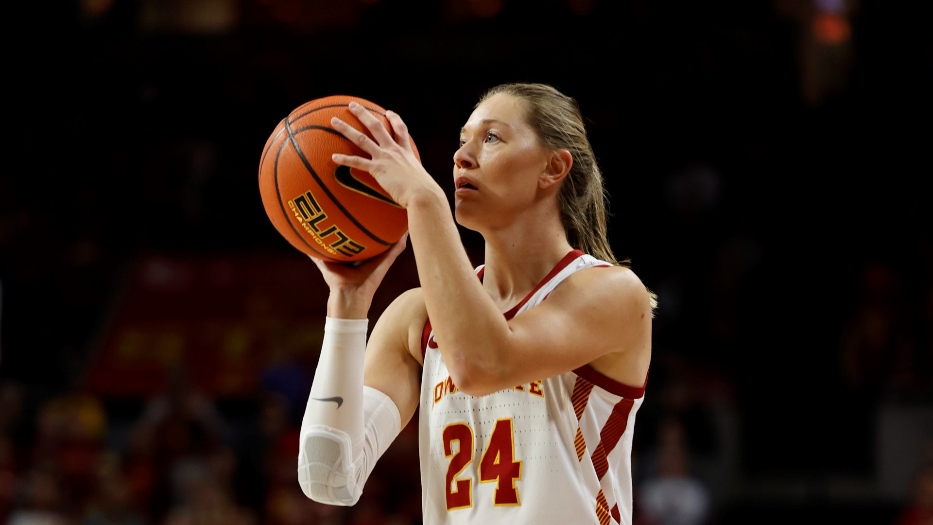 The senior guard averaged 29.5 points per game in the Cyclones two contests last week, including breaking her own three-point record on Wednesday.