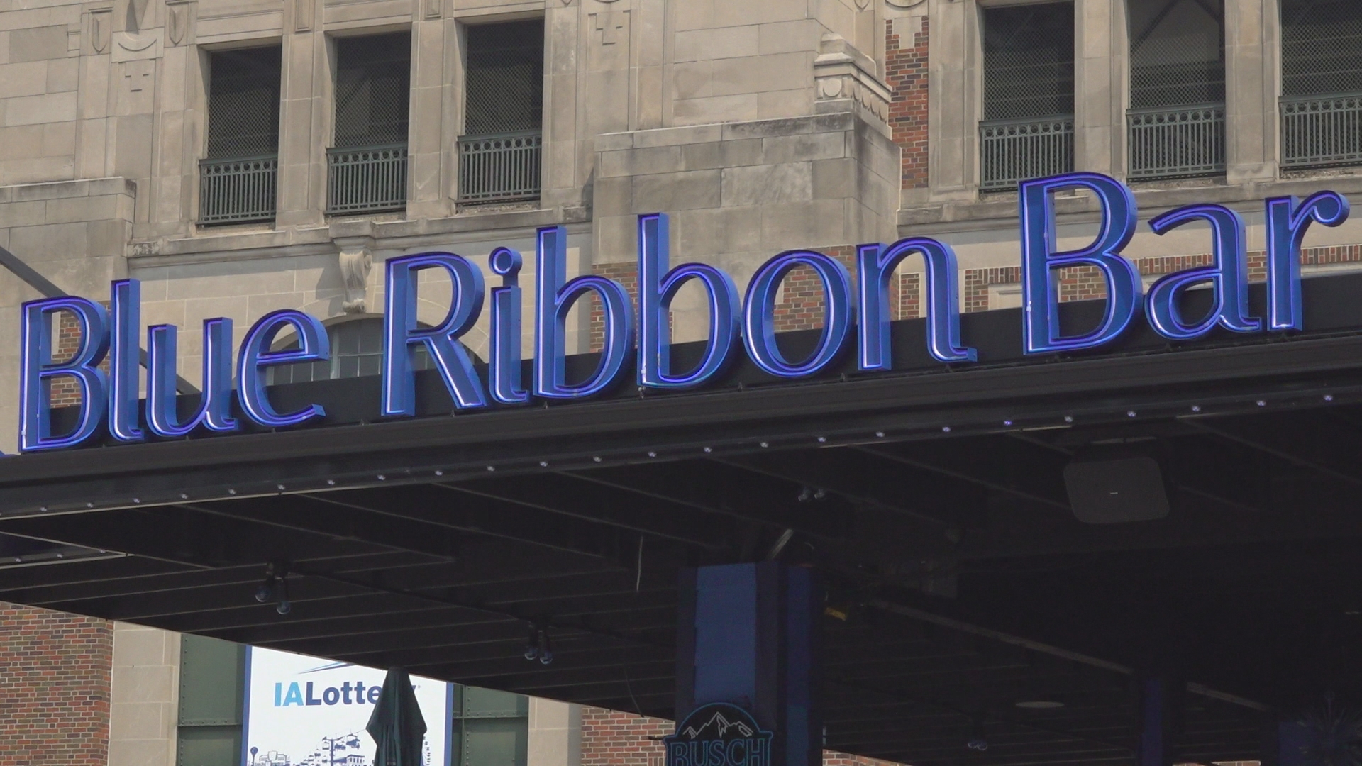 Local 5's Meghan MacPherson was live Thursday morning to celebrate Blue Ribbon Bar & Eatery's first day at the Iowa State Fair.