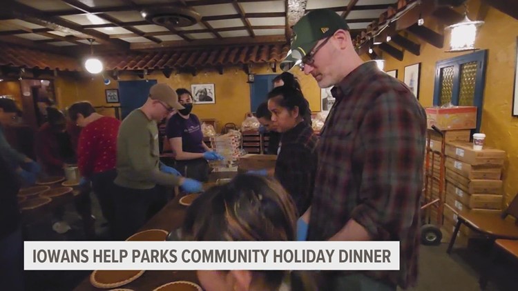 Chuck's Restaurant receives community support, saving Thanksgiving dinner