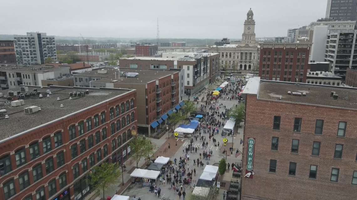 Des Moines' Downtown Farmers' Market returns for the season: What to know if you're going