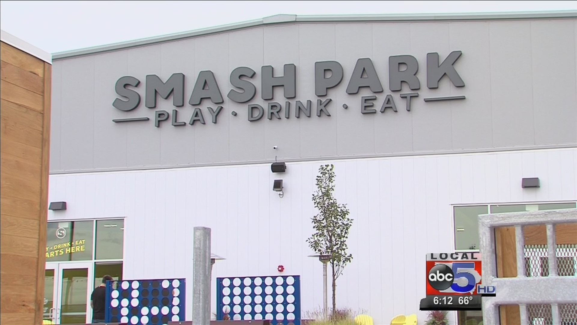 Smash Park Des Moines - Watch the San Francisco 49ers take on the