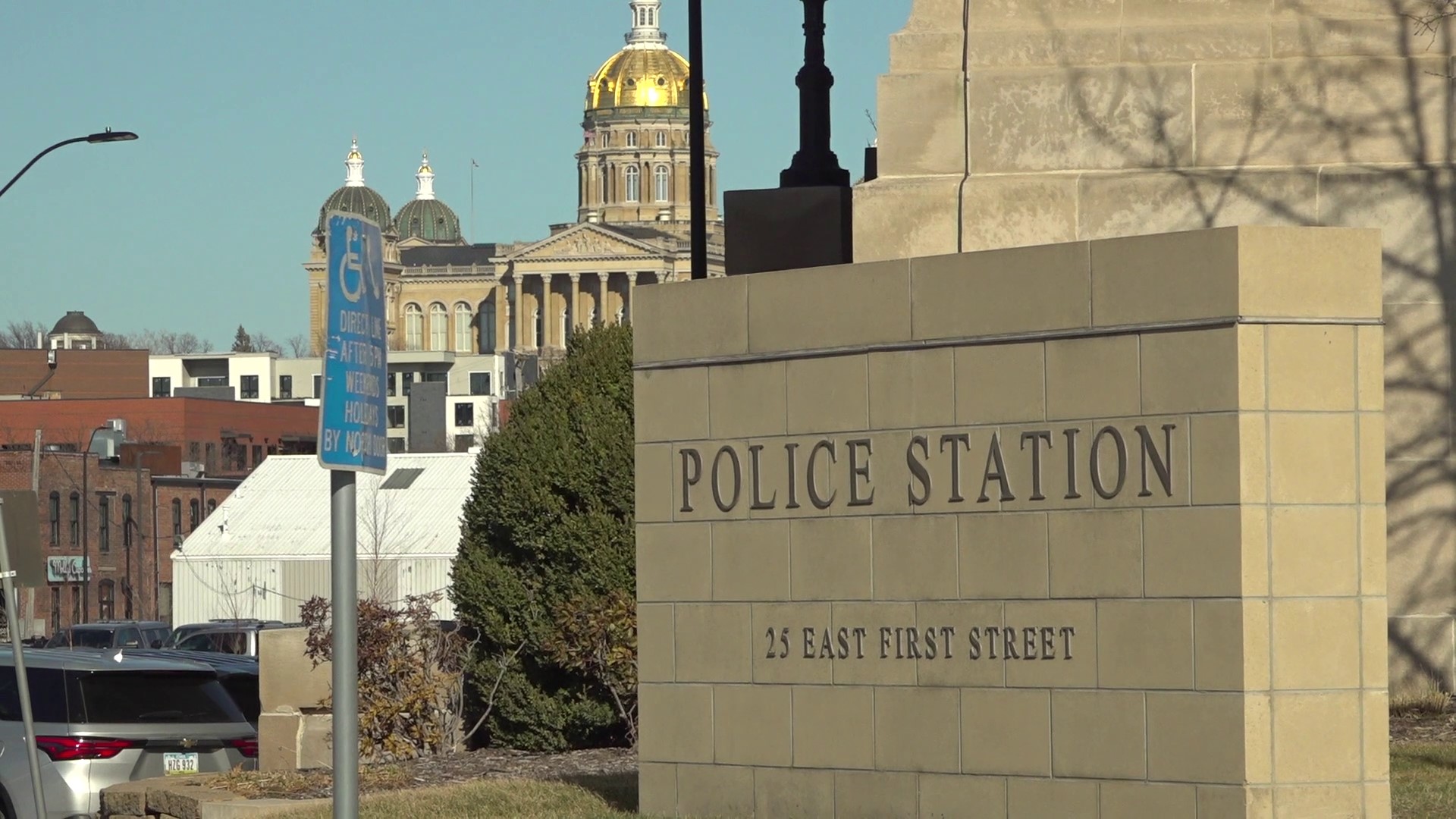 Over 1,000 mental health calls didn't designate need for Des Moines police, because no threat was detected, meaning mental health units responded instead.