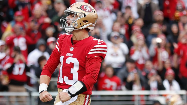 Tom Brady autographs ball for Dre Greenlaw that 49ers CB