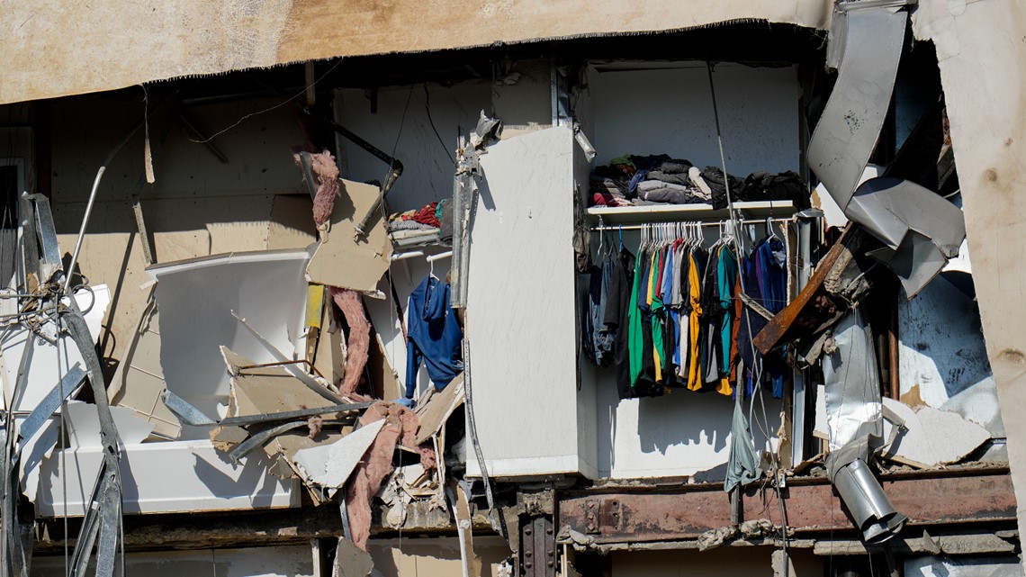 3 residents still missing after Davenport apartment collapse - Vimarsana News