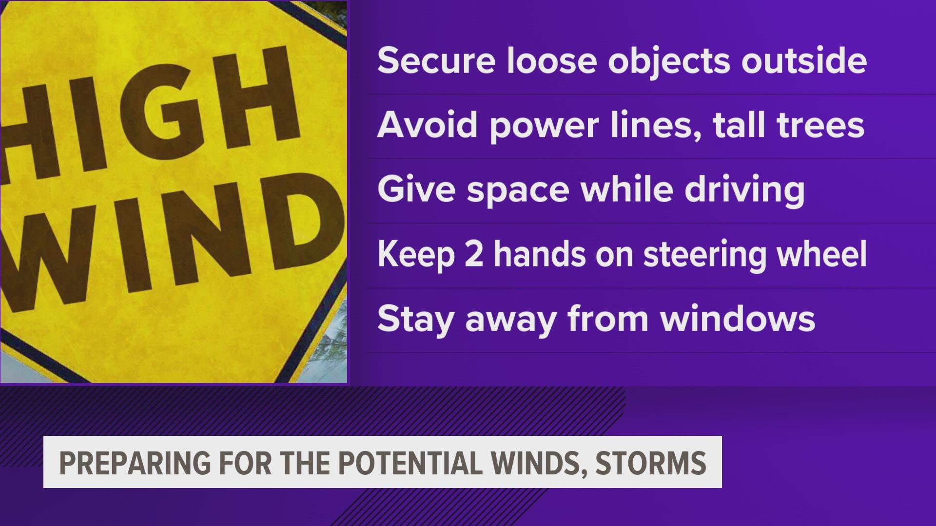 Officials in the Des Moines metro area are urging folks to put any holiday decorations, patio furniture and trash cans away Tuesday night or early Wednesday morning.