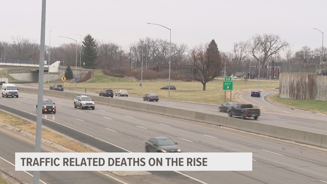 Iowa seeing increased traffic-related deaths, Iowa State Patrol says