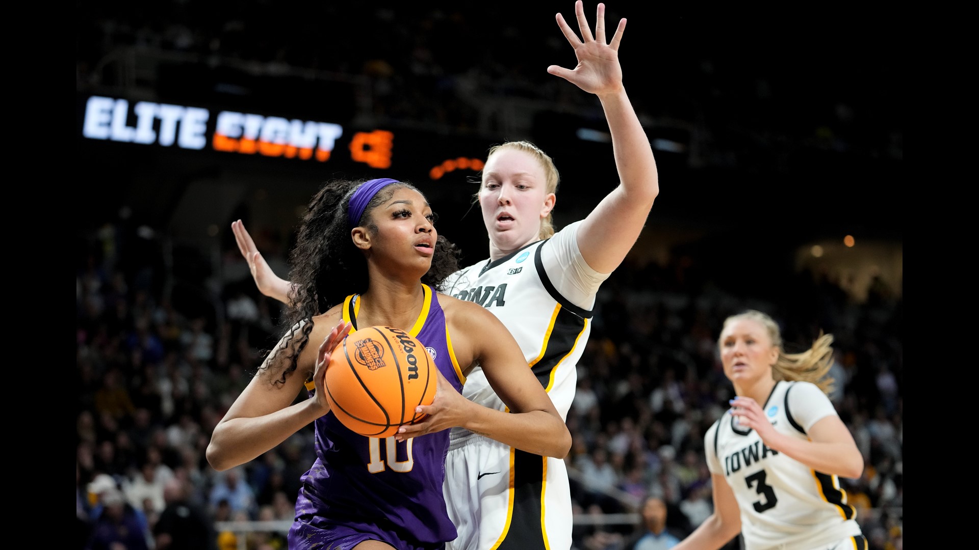 Iowa vs LSU Final score, Caitlin Clark & Angel Reese highlights