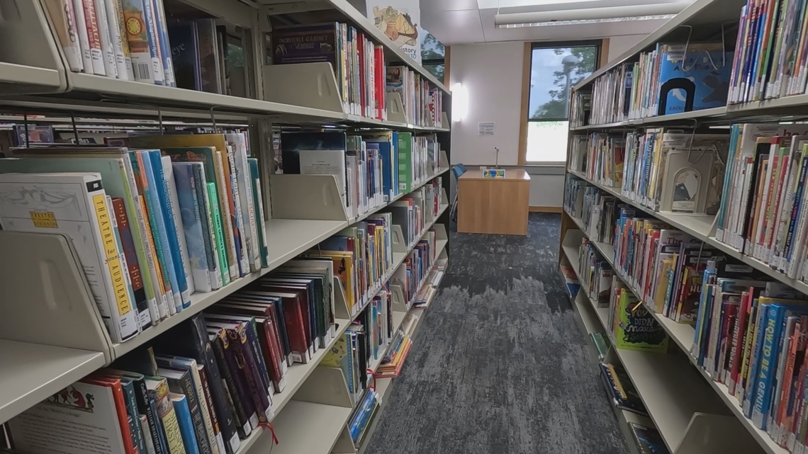 With U.S. literacy rates at a 34-year low, Iowa shows some optimism with a notable rise in literacy for 4th graders.