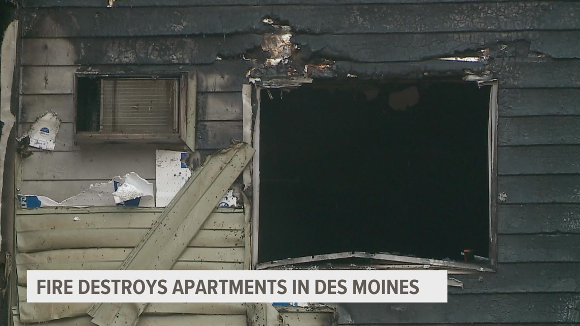 Residents displaced after apartment complex fire in southeast Des ...