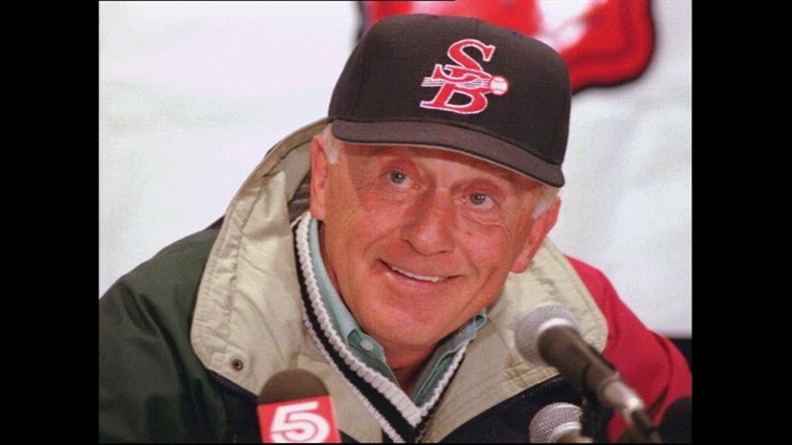 Phil Niekro obituary: legendary knuckleball pitcher dies at 81 –