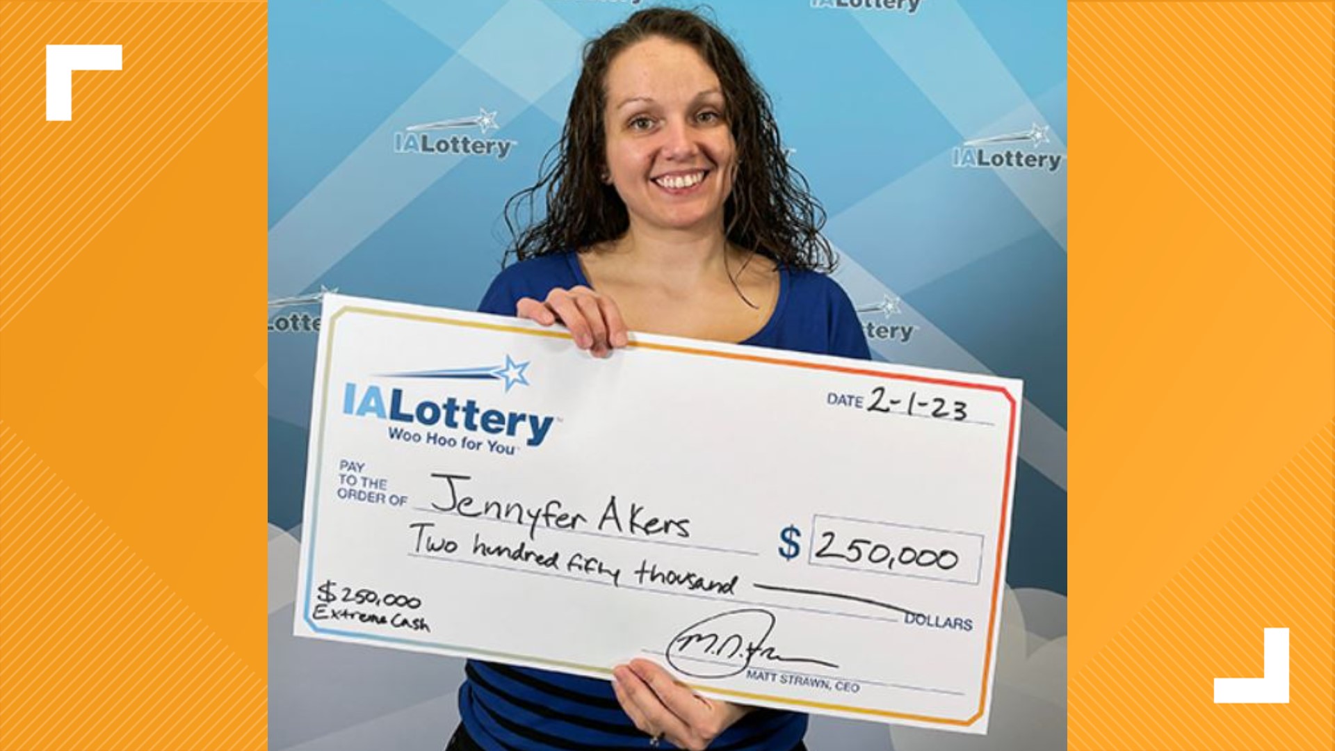 31-year-old Jennyfer Akers bought a pair of scratch tickets from a self-service kiosk at the Price Chopper on Ingersoll Avenue.