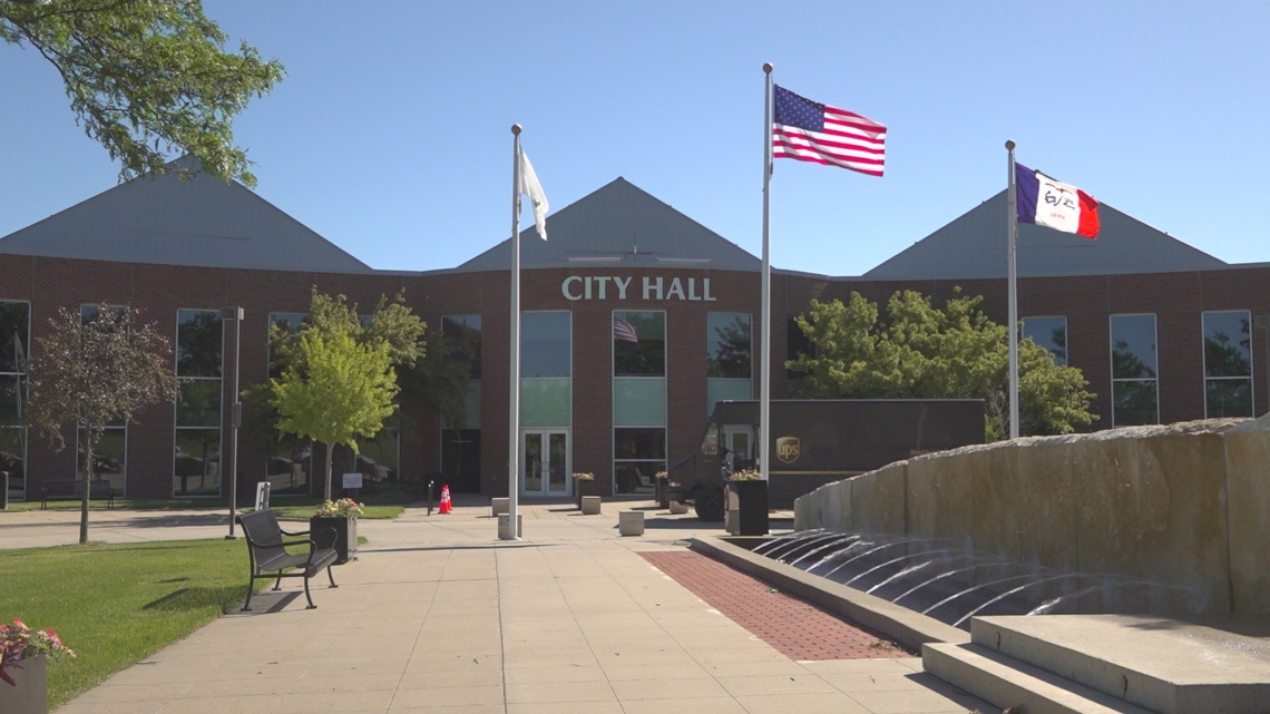 3 people running to fill vacant West Des Moines City Council seat