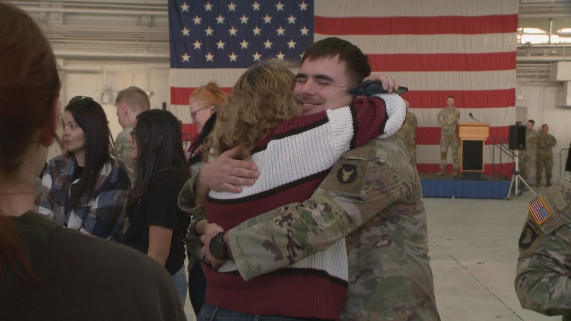 'A rush of emotions': Families reunite with Iowa National Guard soldiers returning from overseas
