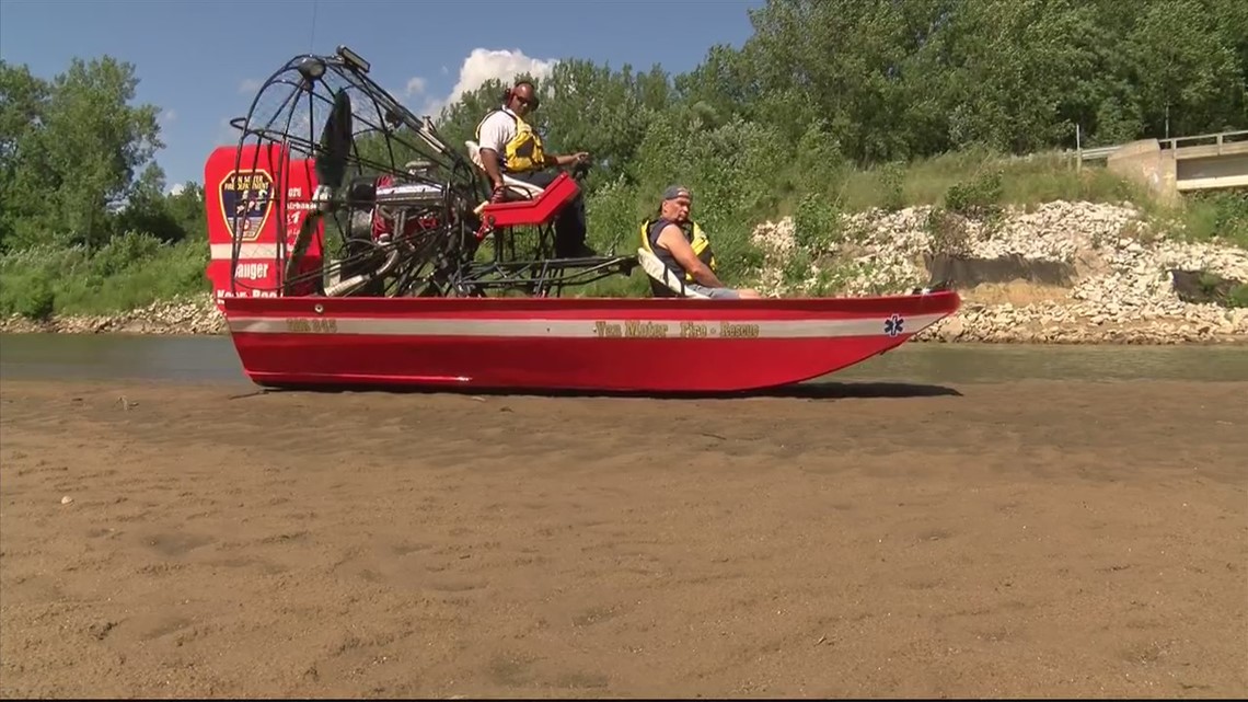 Van Meter Fire Department touts new airboat’s capabilities