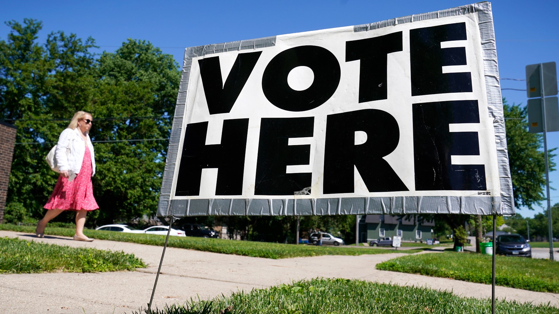 On Tuesday, June 7, Iowans will take to the polls to vote in the primary election. Here’s what voters need to know before casting their ballots.
