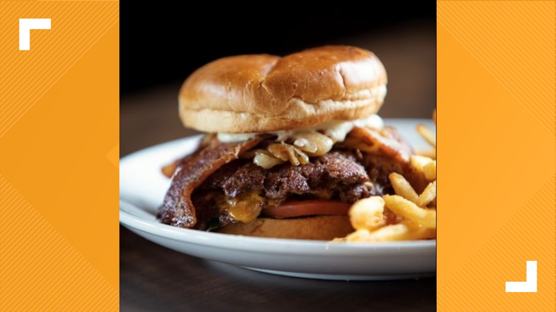 Iowa Best Burger 2023 Flight Bar + Grille, Huxley