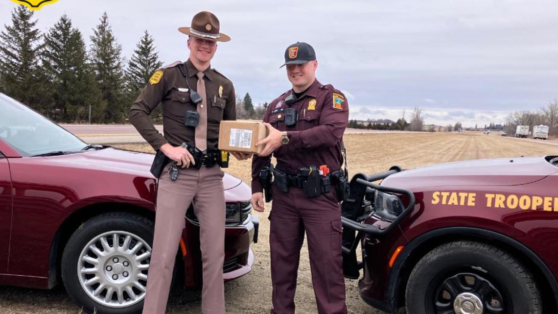 Iowa and Minnesota state patrols join forces to deliver critical medicine amid blizzard