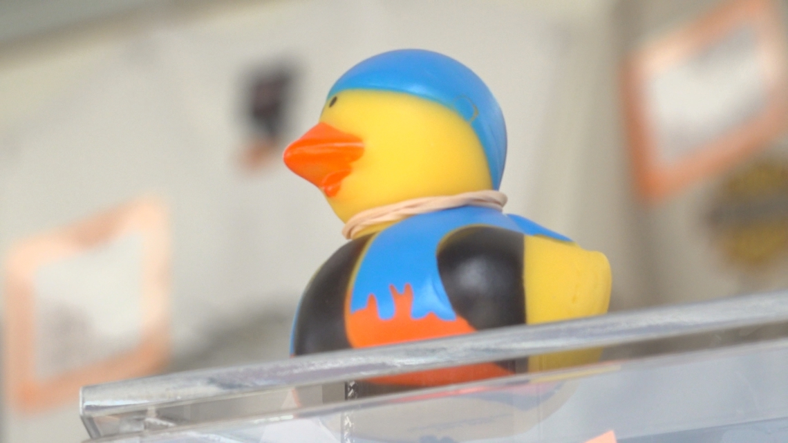 Family honors crash victim through rubber duck hunt at Iowa State Fair