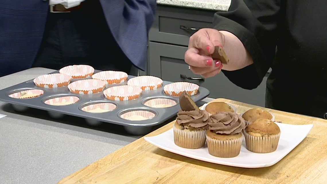 Sweet treats from Desserts, Etc. to celebrate 'I Love Reese's Day ...