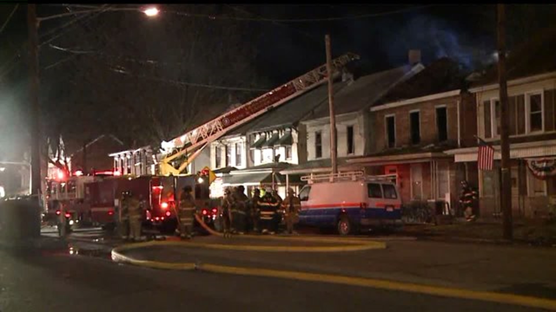 Crews battle 3 alarm row home fire in Lebanon City