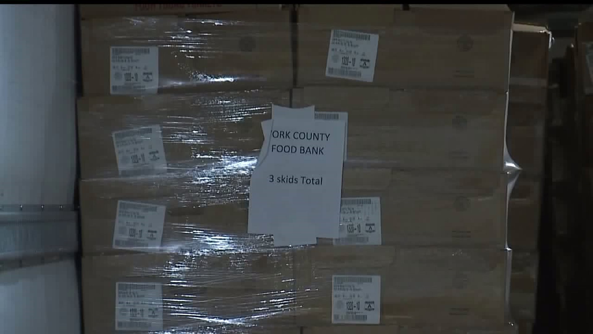 York Food Bank receiving Turkey Donation from Giant Food Stores