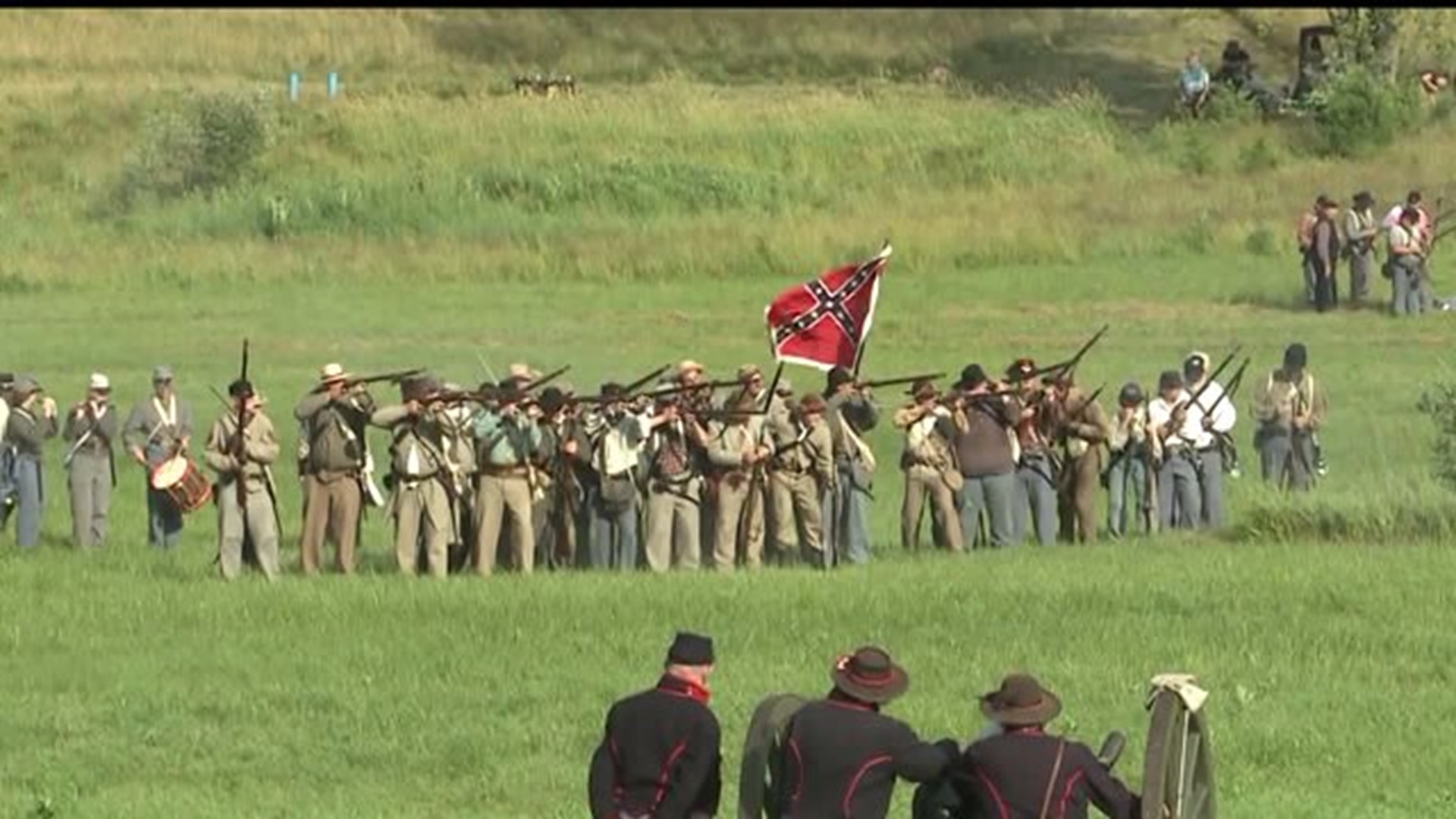 Gettysburg reenactment includes many women as soldiers