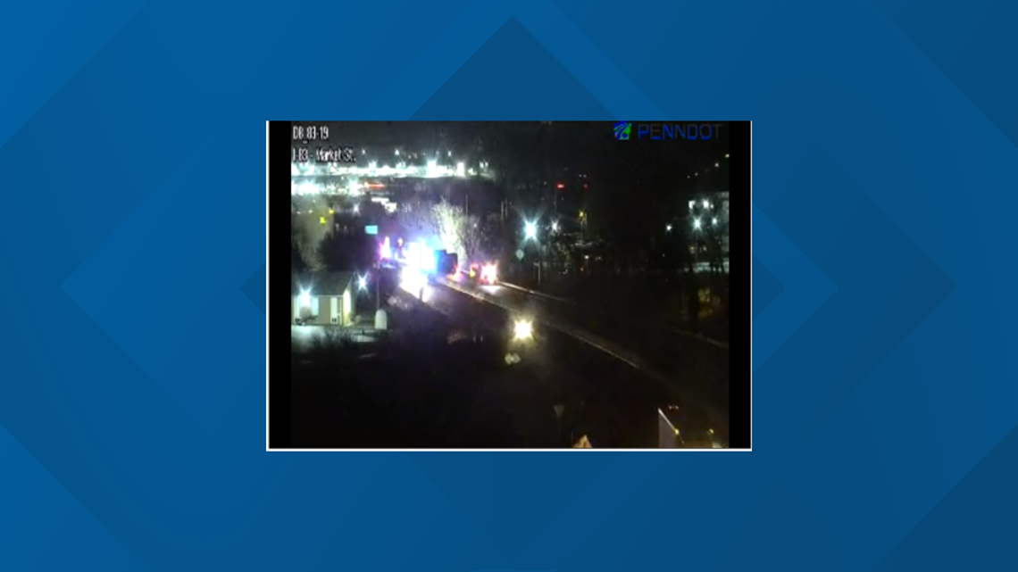 Crash shuts down part of Interstate 83 for hours | fox43.com