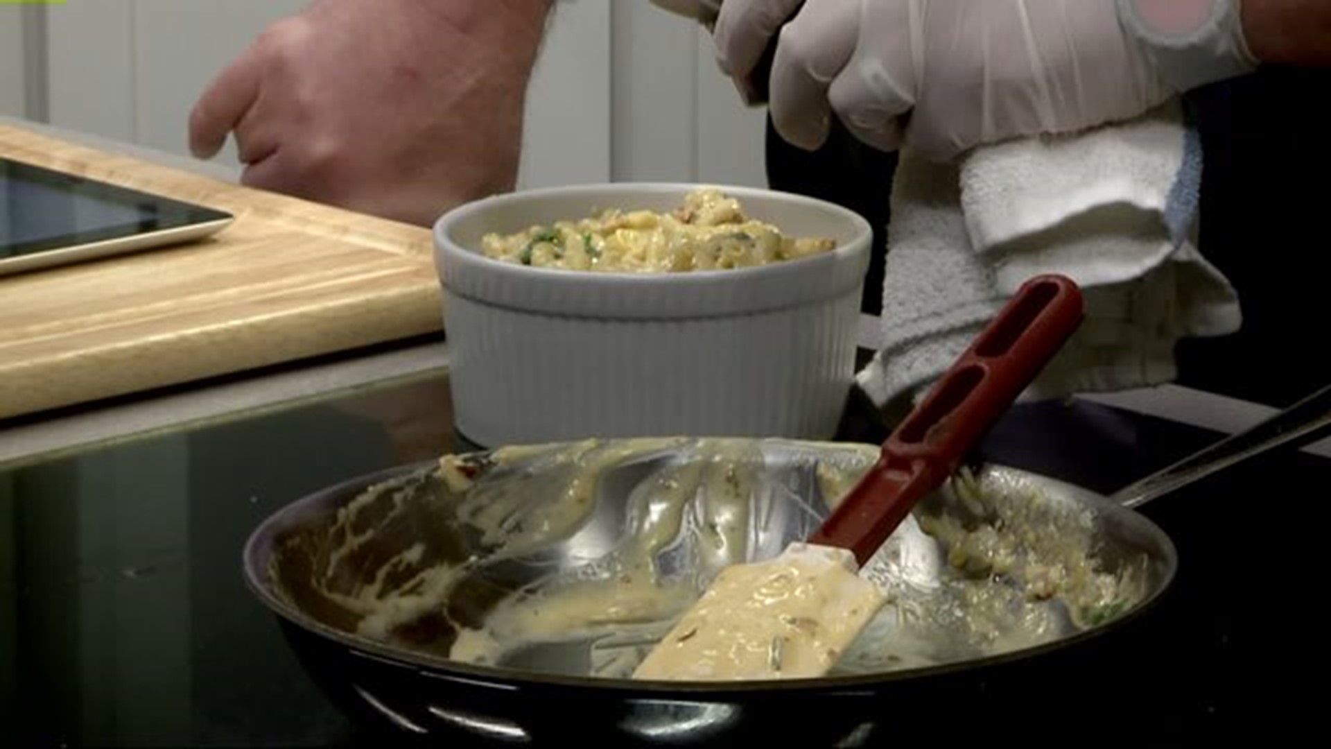 SuperChef: 'Lancaster Brewing Company'  Lobster Mac and Cheese