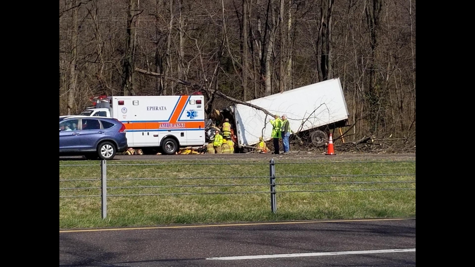 One killed, one injured in singlevehicle crash along Route 222 South