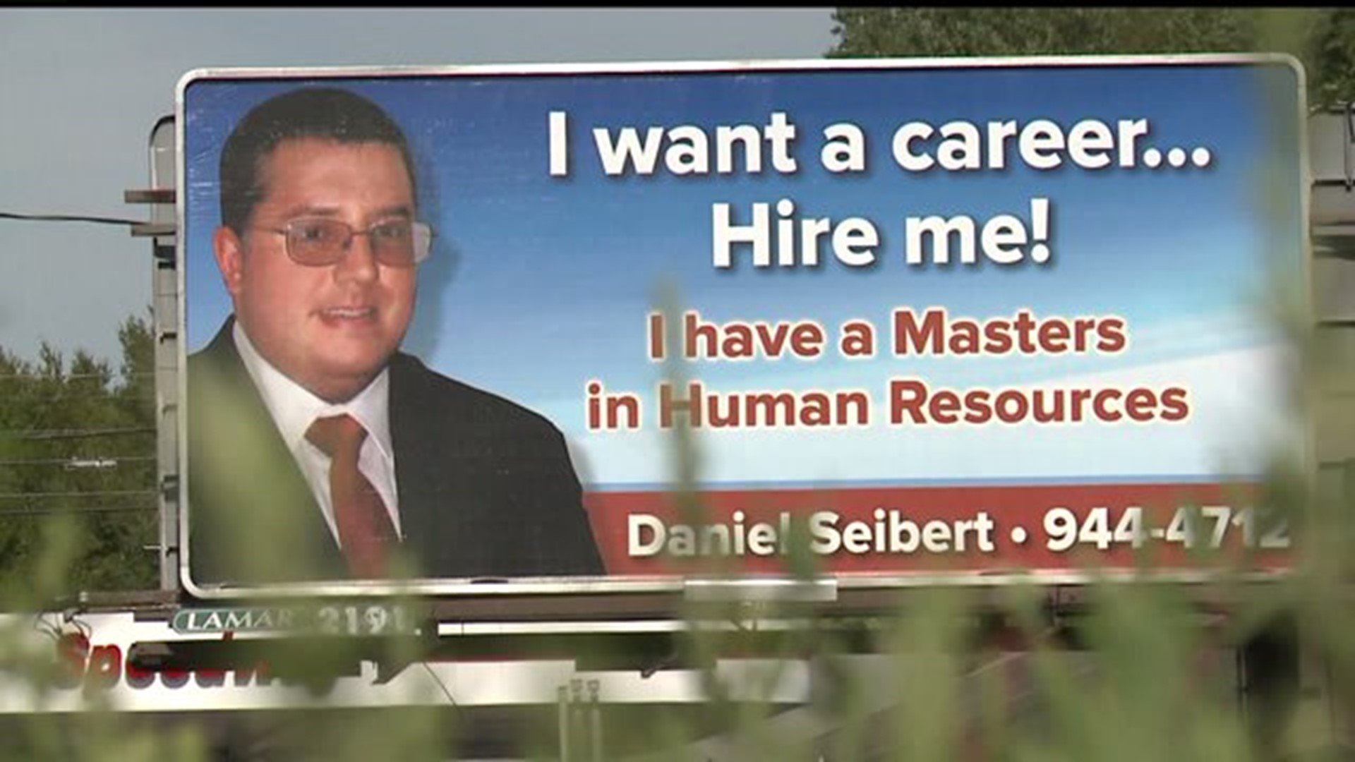 Middletown man uses billboard to boost job search