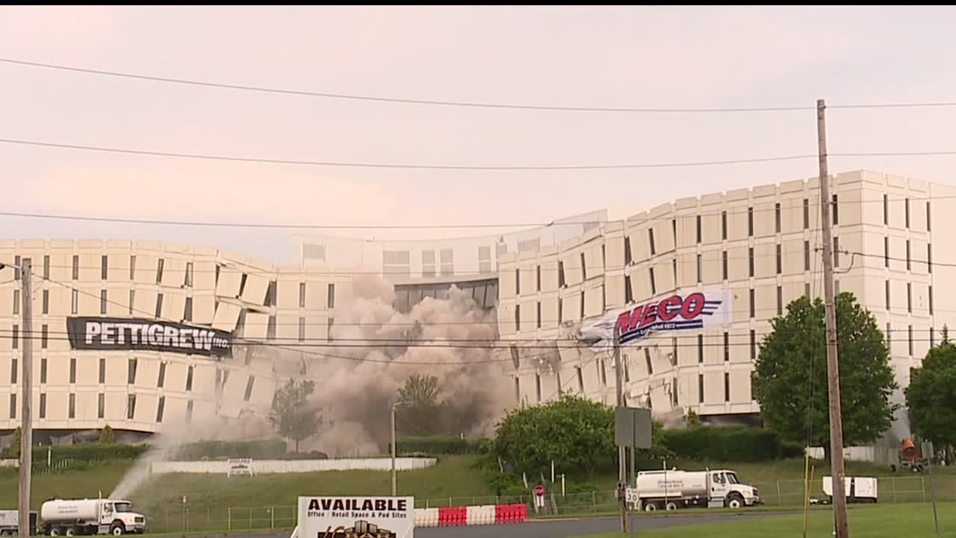 Cumberland County building imploded to make room for Sheetz and other businesses