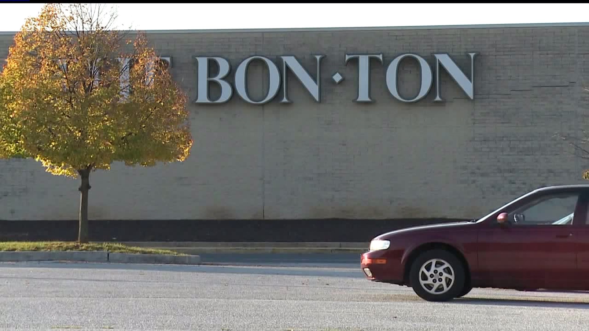 The Bon-Ton going out of business