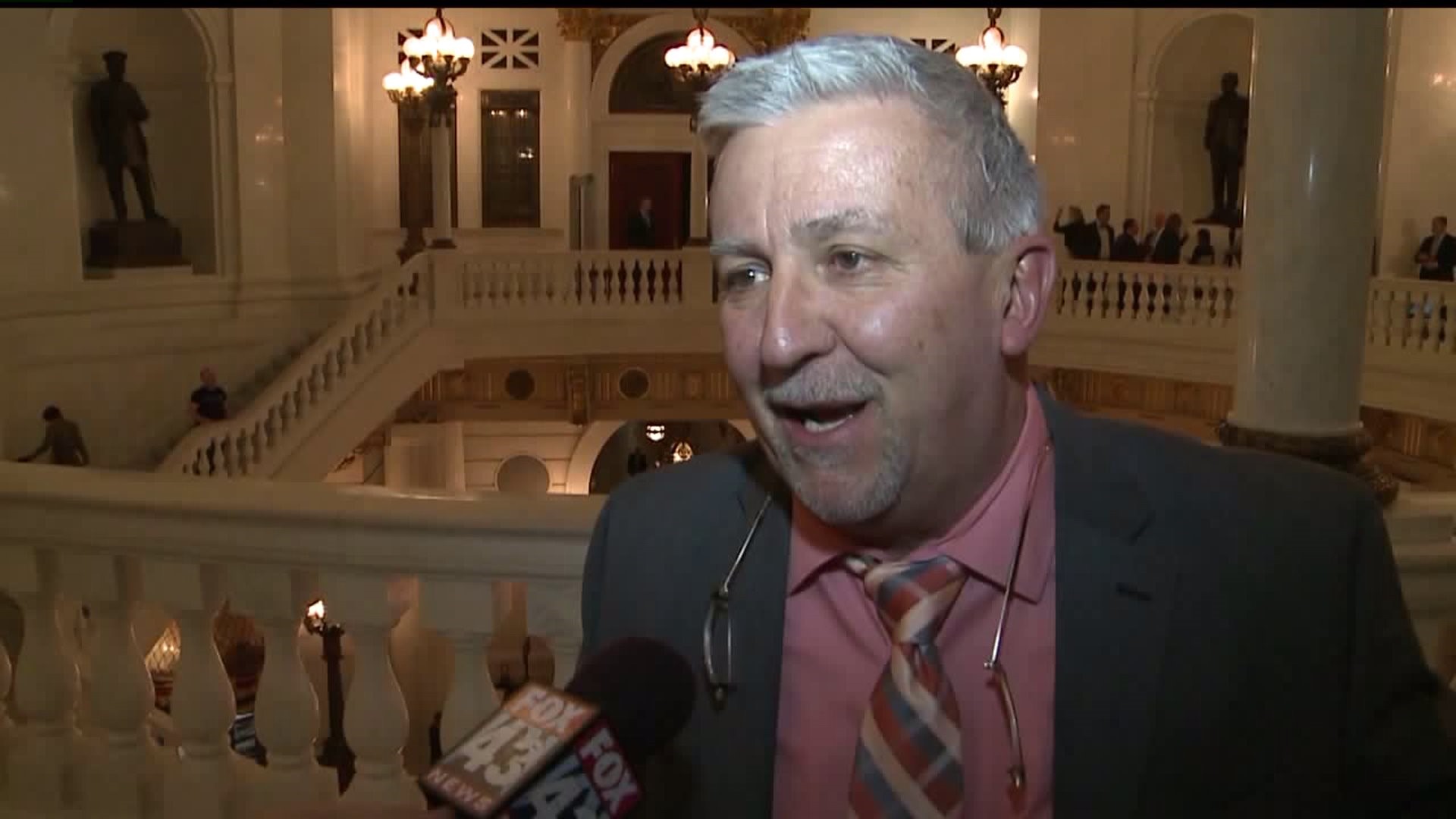 Gov. Wolf calls for State Sen. Michael Folmer to resign