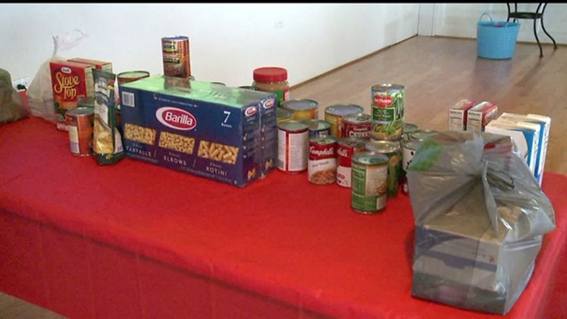 "Souper Bowl" held to collect food to stock local food pantry