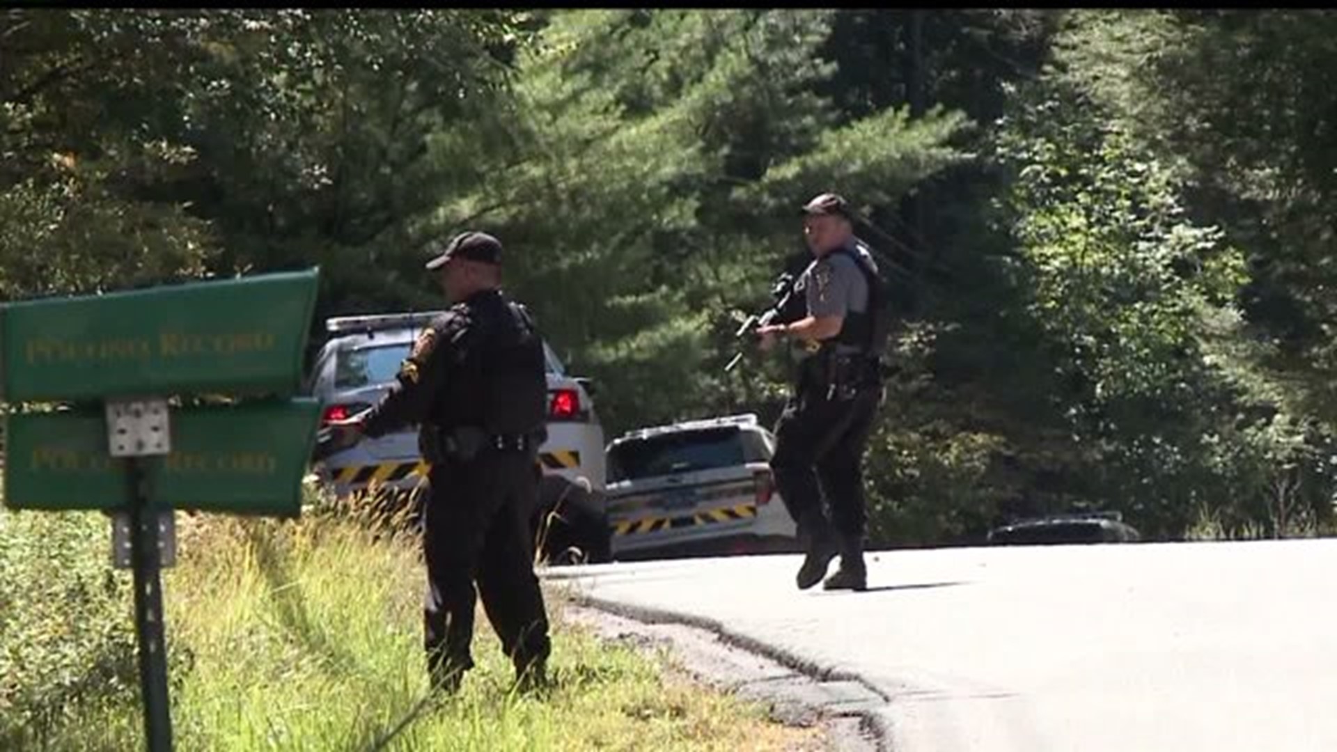 Search for accused cop killer Eric Frein enters week 3