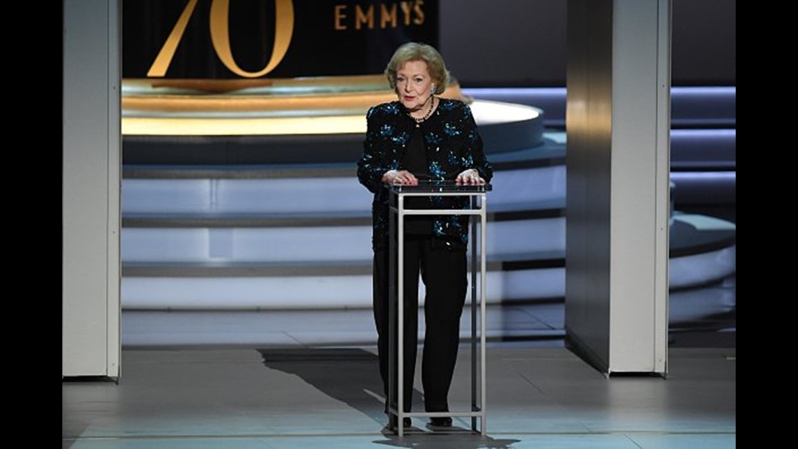 Betty White receives standing ovation at Emmys appearance | fox43.com