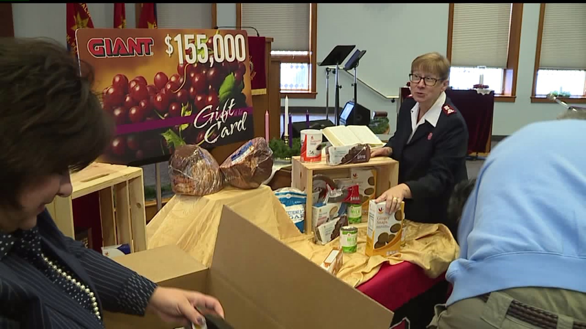 Giant donates to York Salvation Army