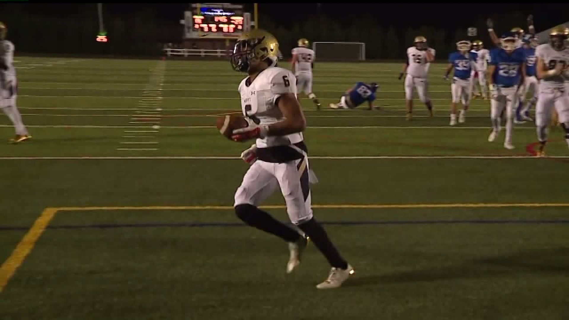 HSFF `Game of the Week` Bishop McDevitt at Lower Dauphin highlights