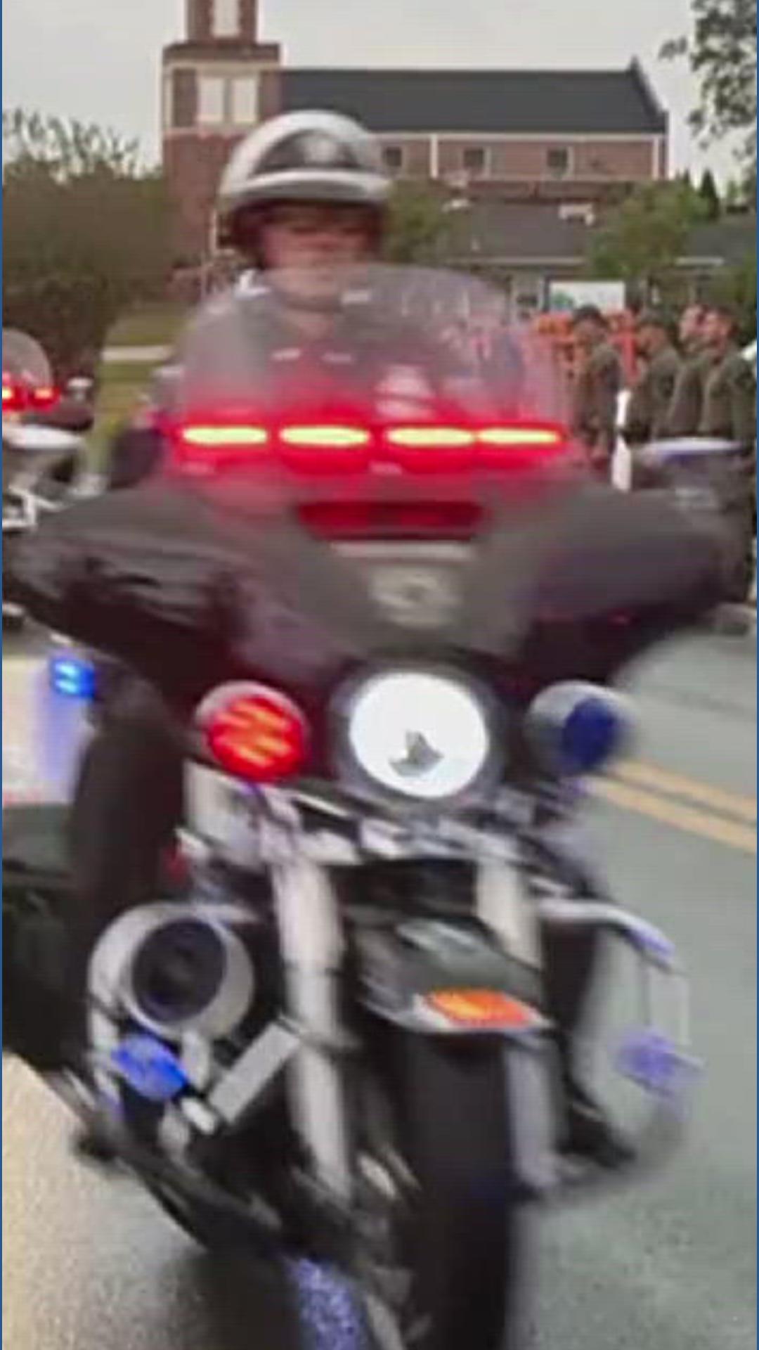Procession observers honor fallen York County officers | fox43.com