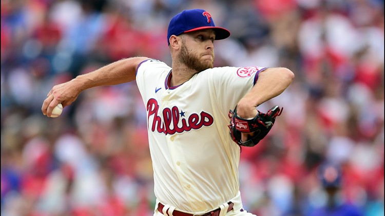 Wheeler working on no-hitter for Phillies through 7 innings