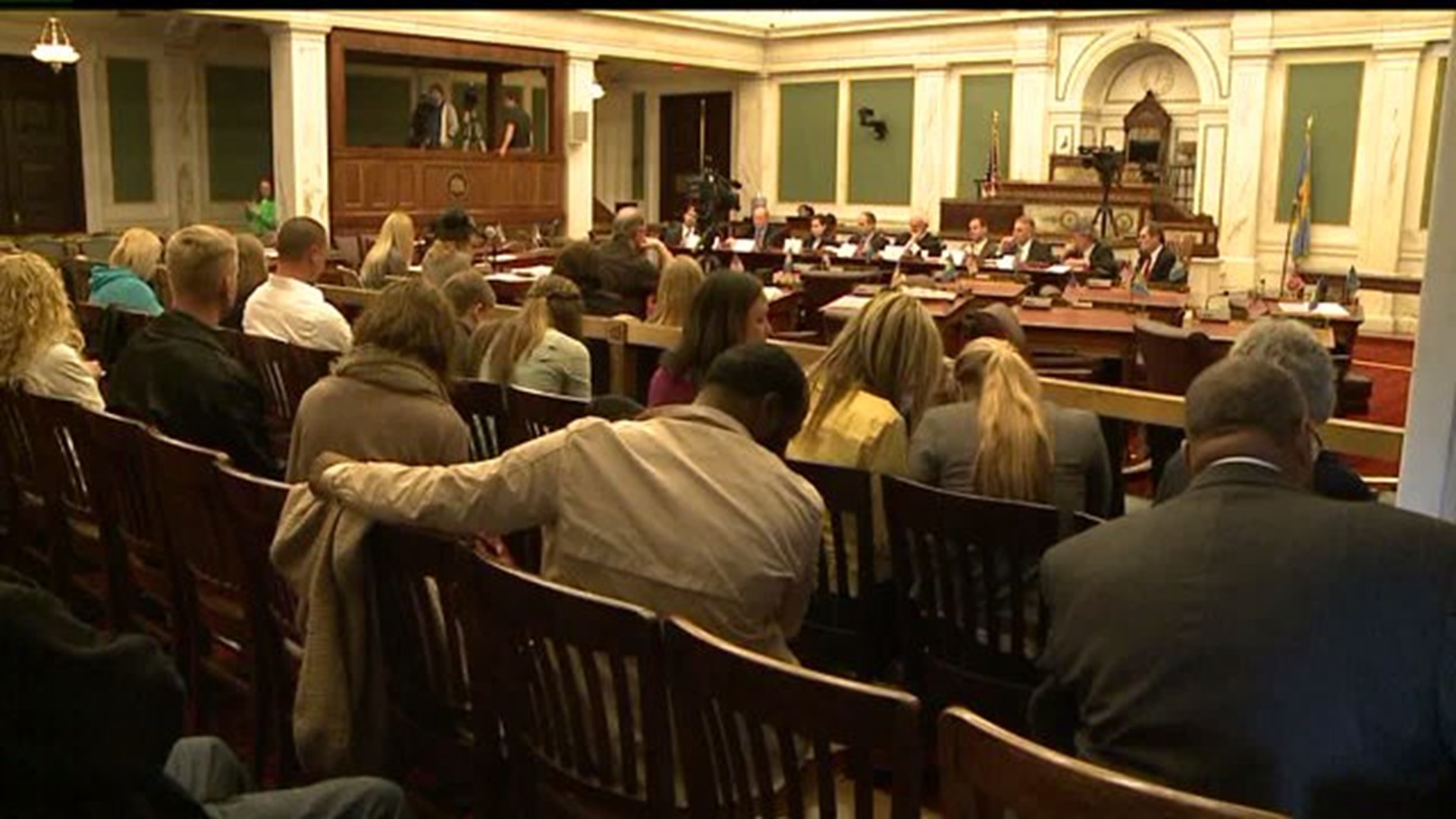 Victims` Families Testify at Death Penalty Moratorium Hearing
