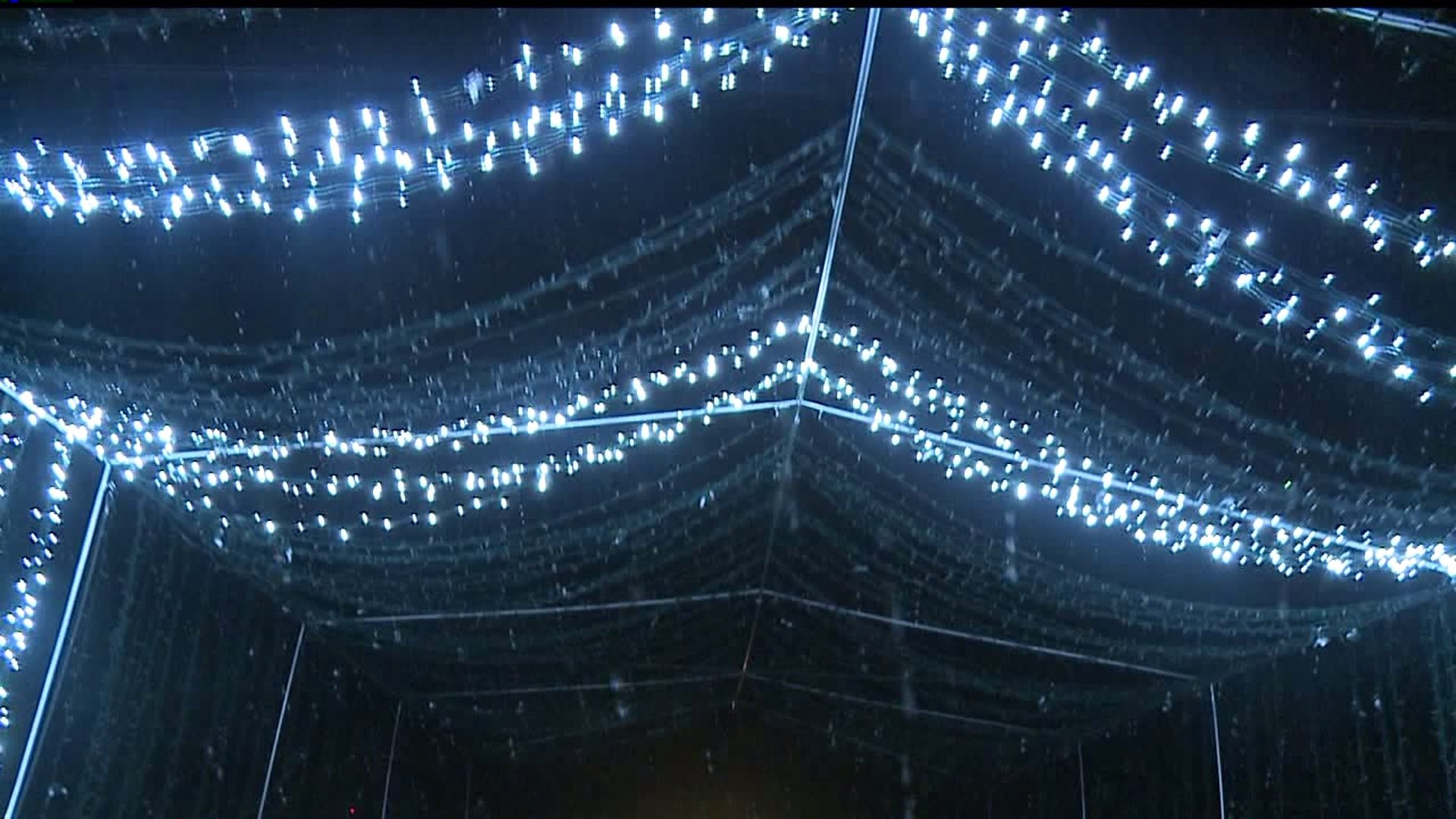 An ultimate drive-thru holiday light display in Lancaster County