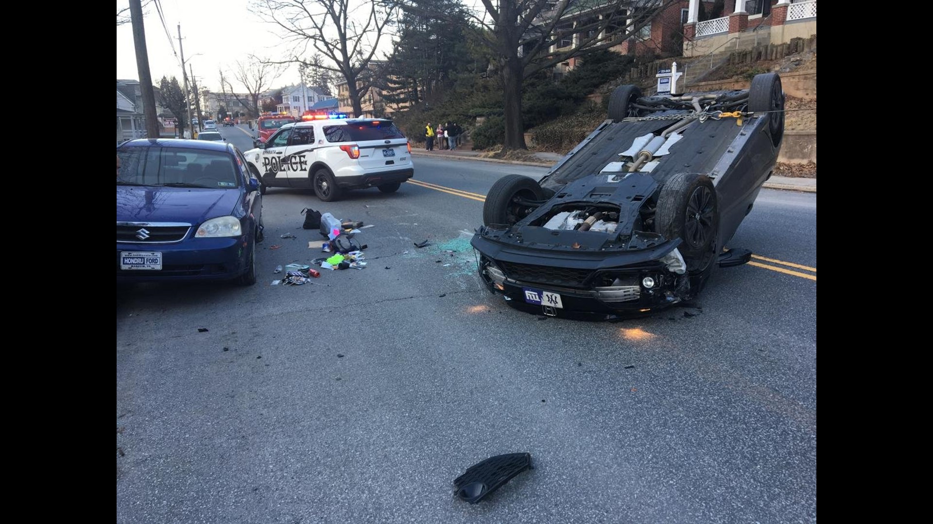 One person injured after crash results in overturned car in Ephrata